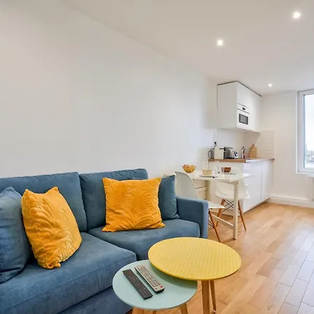 L'alcove Du Chateau * Versailles